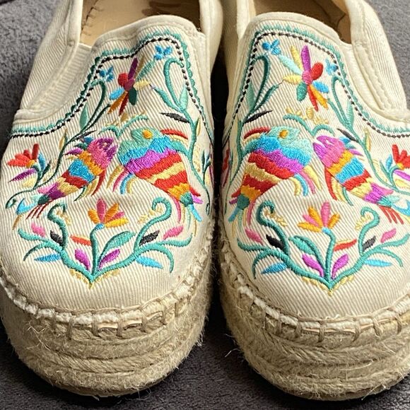Sam Edelman espadrilles size 7M Beautiful birds embroidered Colorful 1-2 “ Soles - Picture 10 of 10
